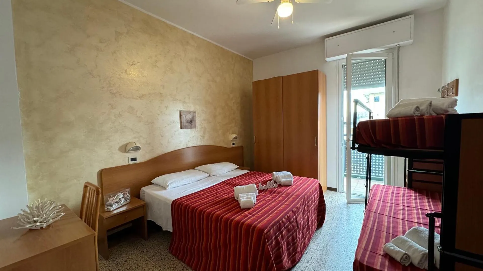 Hotel Caruso ريميني